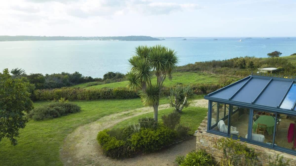 Kermartin - Maison De Famille Avec Vue Sur La Baie De Morlaix Plouézocʼh Kültér fotó